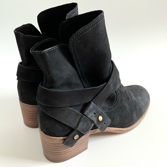 UGG } Elora Slouch Boots - Picture 10 of 15